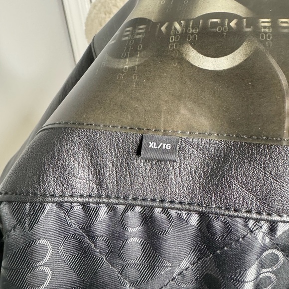 Moose knuckle leather bomber - Picture 12 of 16